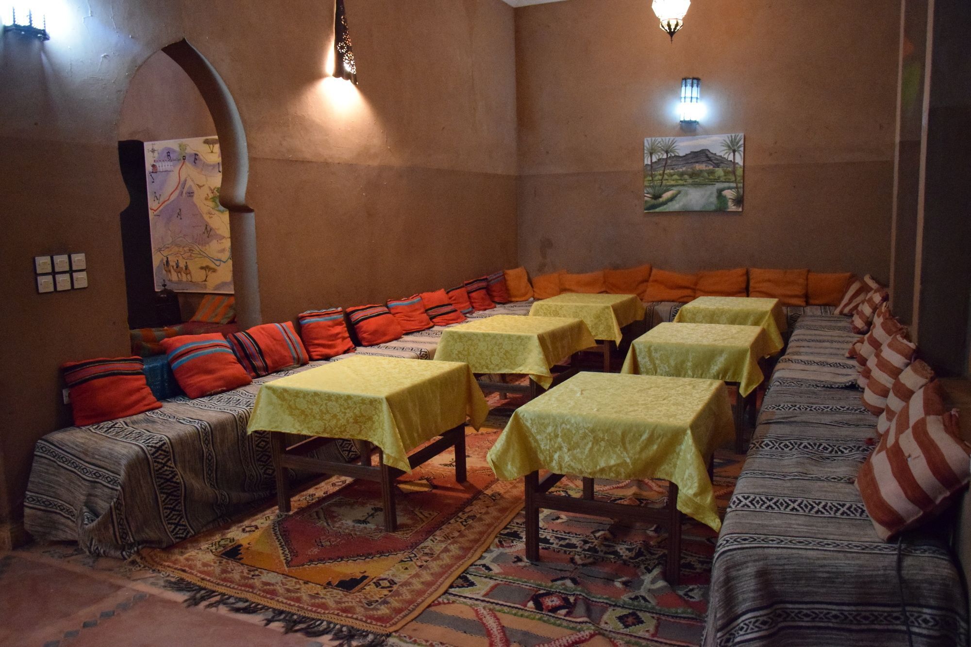 Hotel Carrefour Des Nomades Oulad Driss Exterior foto